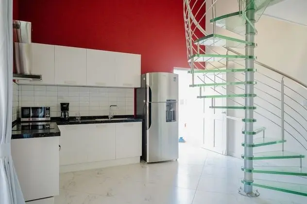 Apart Daire, 4 Yatak Odası, Balkon, Havuz Manzaralı