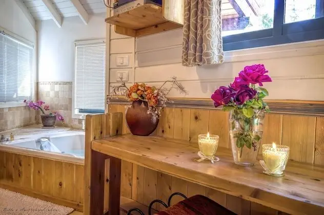 Honeymoon Dağ Evi, Jakuzi, Dağ Manzaralı
