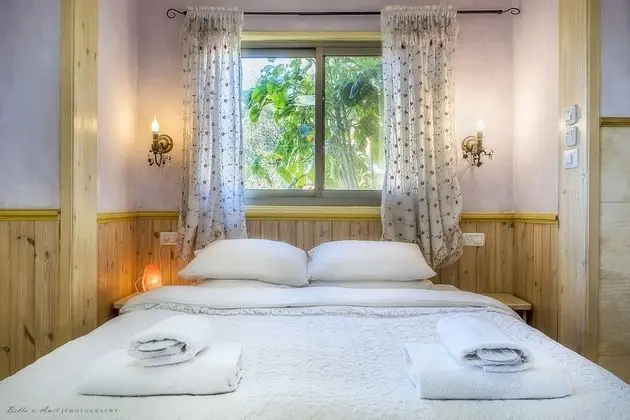 Romantic Tek Büyük Yataklı Oda, 1 Büyük (Queen) Boy Yatak, Sıcak Su Havuzu, Dağ Manzaralı