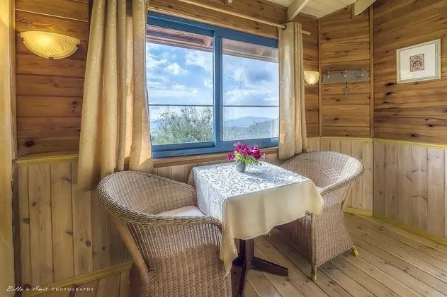 Romantic Tek Büyük Yataklı Oda, 1 Büyük (Queen) Boy Yatak, Sıcak Su Havuzu, Dağ Manzaralı