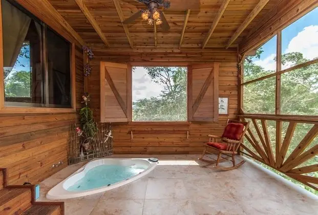 Owner Suite - River View
