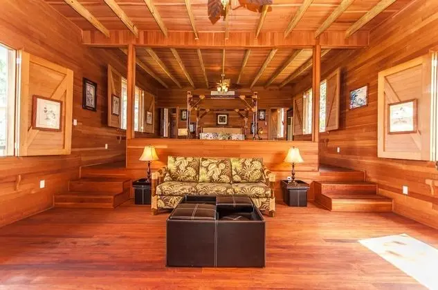 Owner Suite - River View