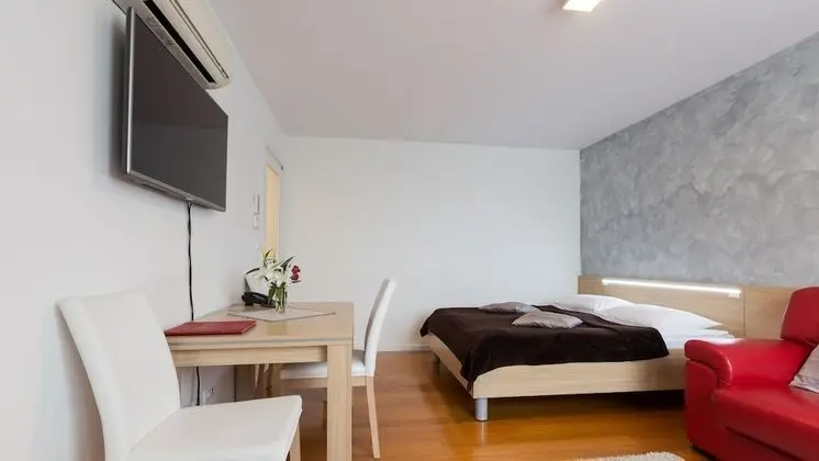 Apart Daire, Küçük Mutfak