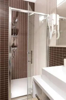 Executive Apart Daire, Sıcak Su Küveti