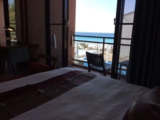 Deluxe Tek Büyük Yataklı Oda, 1 Büyük (Queen) Boy Yatak, Kısmi Deniz Manzarası