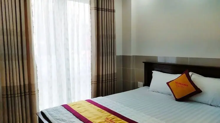 Deluxe Tek Büyük Yataklı Oda, 1 Büyük (Queen) Boy Yatak, Balkon, Denize Sıfır