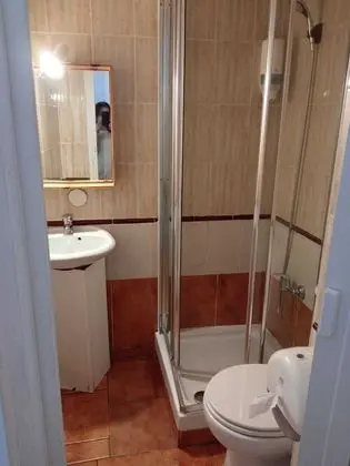 Basic Tek Büyük Yataklı Oda