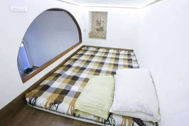 Superior Apart Daire, 1 Büyük (Queen) Boy Yatak ve Çekyat, Avlu Manzaralı