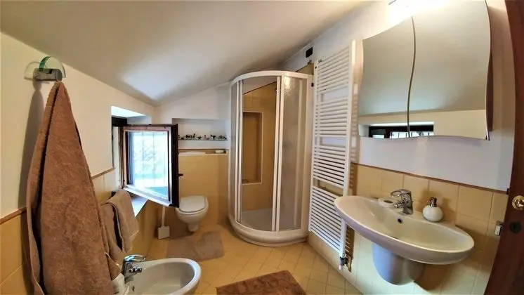 Tek Kişilik Oda, Ortak Banyo