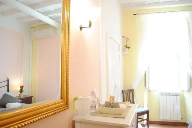 Classic Tek Büyük Yataklı Oda