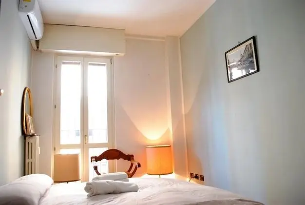 Tek Büyük veya İki Ayrı Yataklı Oda, Ortak Banyo