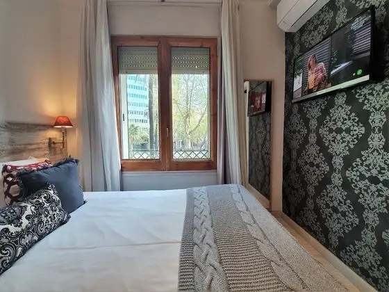 Tek Büyük Yataklı Oda, Şehir Manzaralı