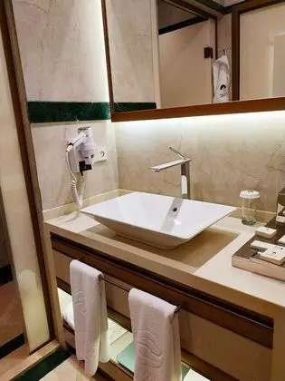 Basic Tek Büyük veya İki Ayrı Yataklı Oda