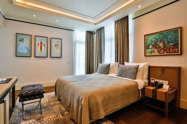 Junior Tek Büyük Yataklı Oda