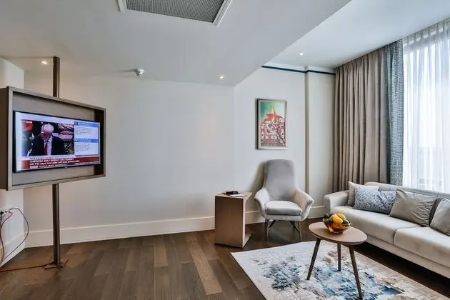 Junior Tek Büyük Yataklı Oda