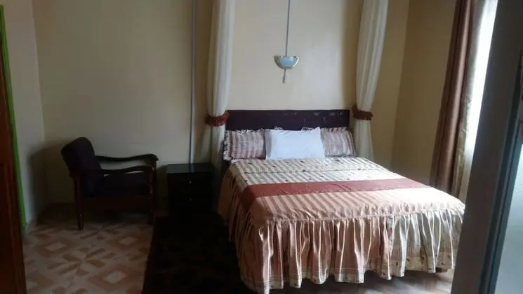 Tek Büyük Yataklı Oda