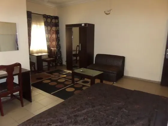Diplomatic Suite