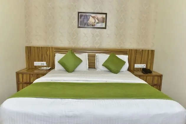 Deluxe Ac Room
