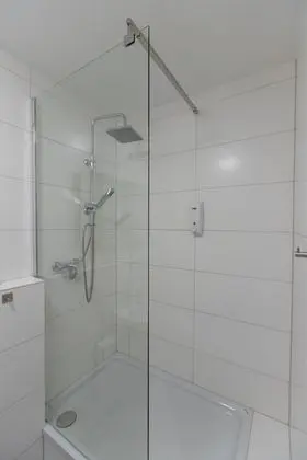 Classic Tek Büyük Yataklı Oda