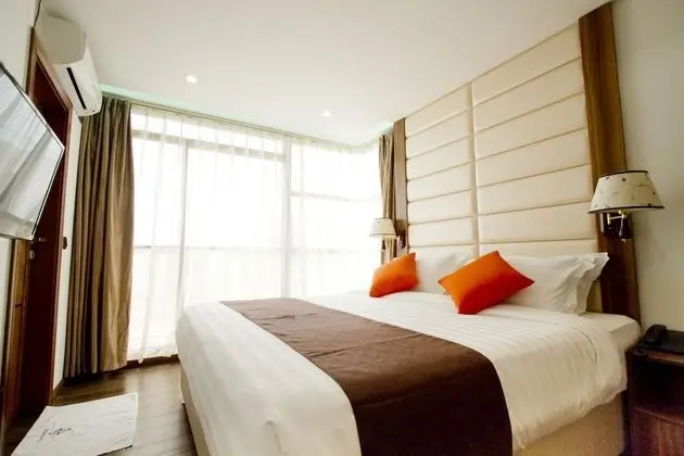 Grand Oda, Balkon, Deniz Manzaralı