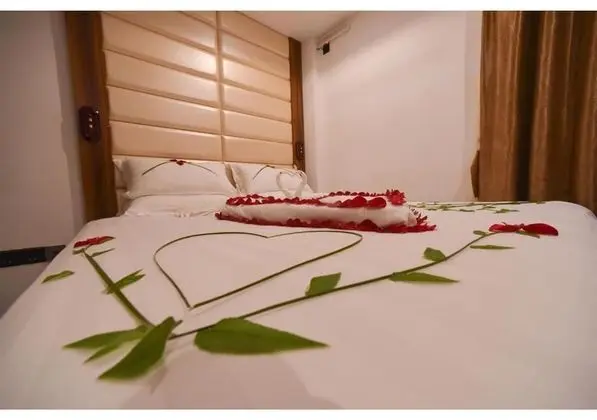 Grand Tek Büyük Yataklı Oda