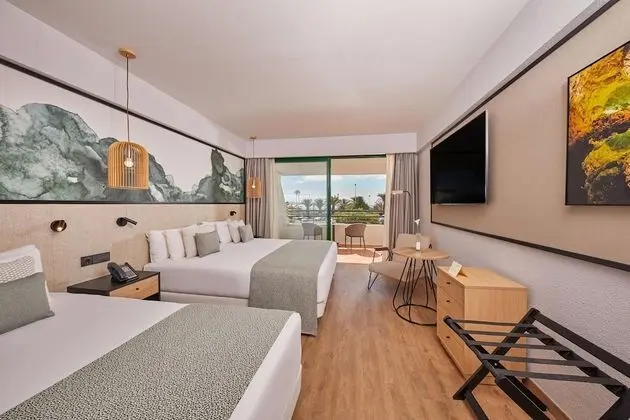 Tek Büyük Yataklı Oda (3 Adults)