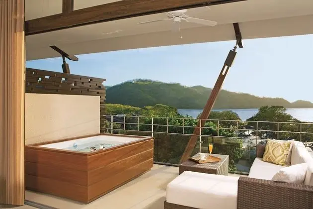 Preferred Club Junior Suite Double Ocean View