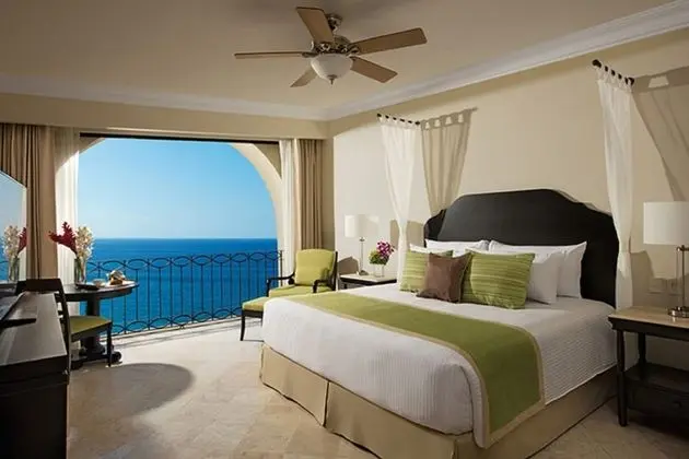 Preferred Club Presidential Suite Ocean Front