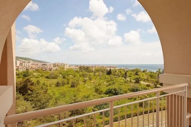 Double Park View 1adult
