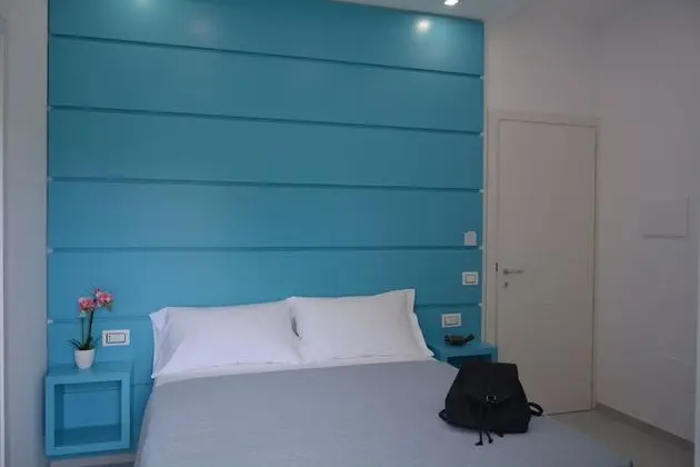 Deluxe Tek Büyük Yataklı Oda, Bahçe Manzaralı (Bagno con finestra)