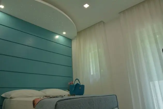 Deluxe Tek Büyük Yataklı Oda, Balkon, Bahçe Manzaralı (Stelle)