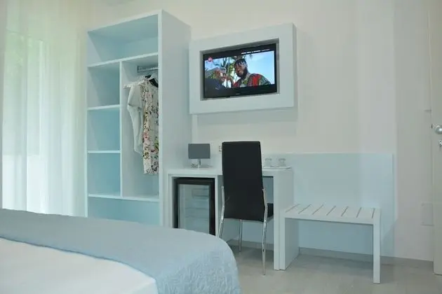Deluxe Tek Büyük Yataklı Oda, Balkon, Bahçe Manzaralı (Stelle)