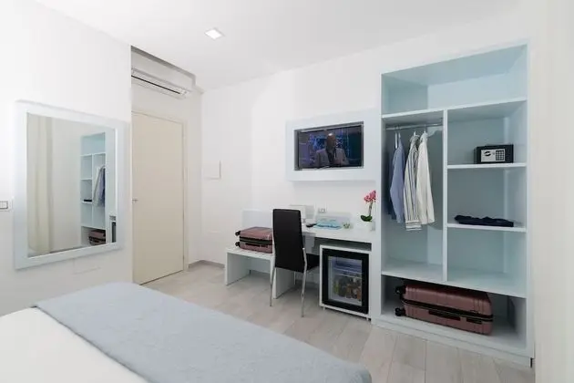 Deluxe Tek Büyük Yataklı Oda, Tepe Manzaralı (Balcone finestra)