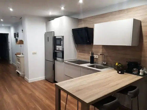 Design Apart Daire, 2 Yatak Odası, Şömine, Havuz Kenarı