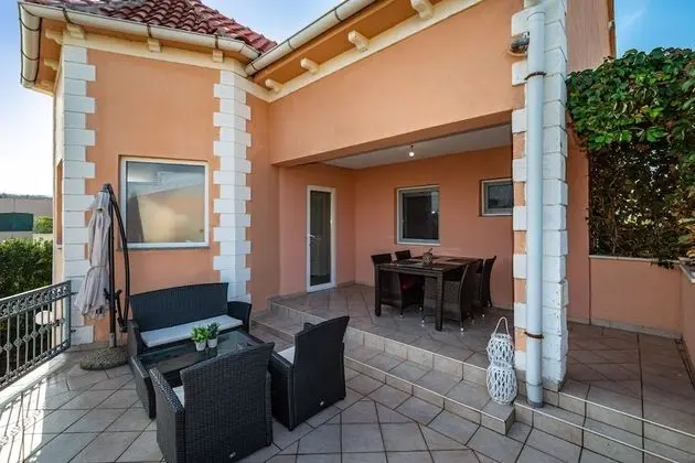 Apart Daire (Dreamy - free parking - A1(4))