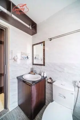 Deluxe Tek Büyük Yataklı Oda, Şehir Manzaralı (Sunny)