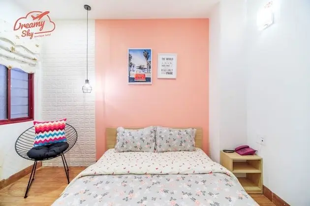 Standard Tek Büyük Yataklı Oda (Sunny)