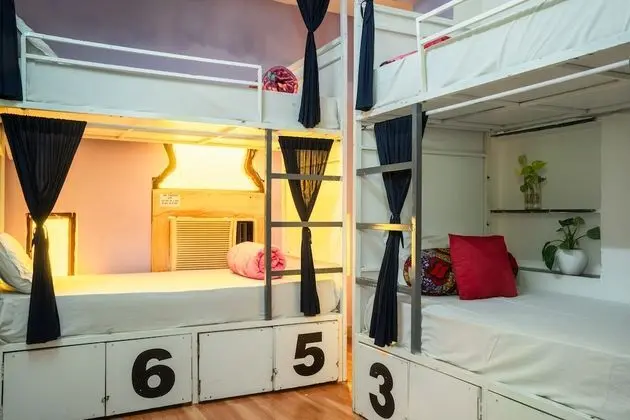 6 Bed Female Dormitory