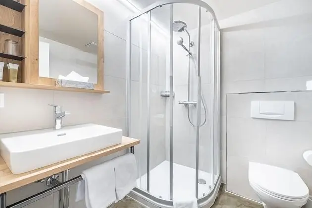 Tek Büyük Yataklı Oda (3 Könige)