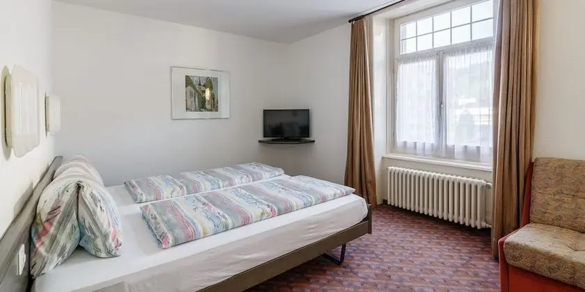 Standard Tek Büyük Yataklı Oda