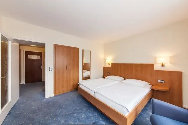 Comfort Tek Büyük Yataklı Oda