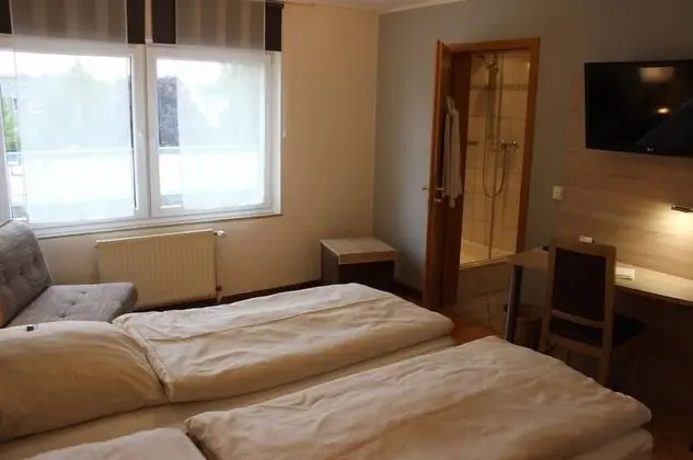 Tek Büyük Yataklı Oda (Jutta )