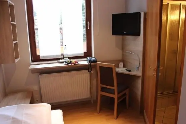 Tek Kişilik Oda (Sonja )