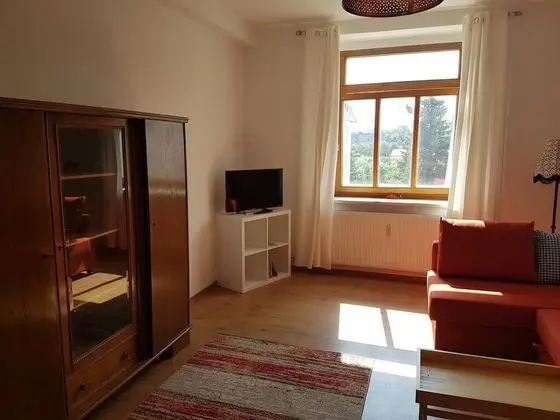 Apart Daire, Bahçe Manzaralı