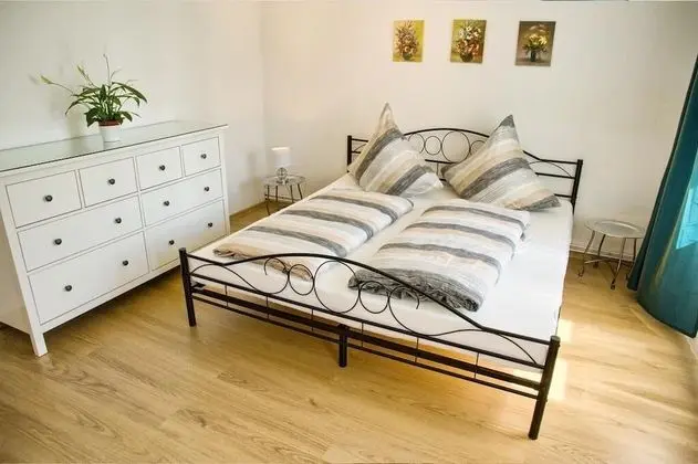 Apart Daire, Dağ Manzaralı