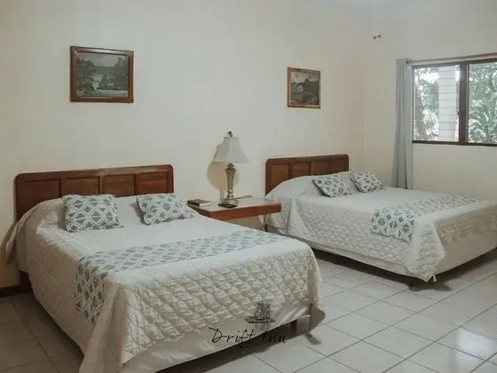 Standard Dört Kişilik Oda, 2 Çift Kişilik Yatak