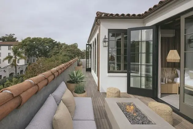 Drift Penthouse