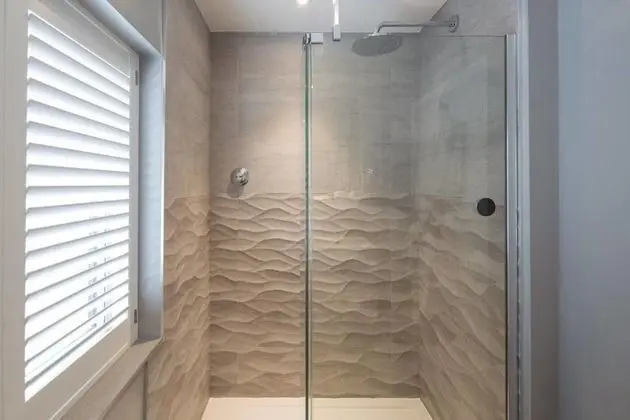 Luxury Tek Büyük Yataklı Oda