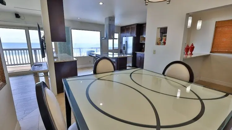 Çatı Katı Süiti (Penthouse)