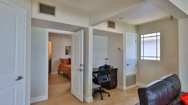 Çatı Katı Süiti (Penthouse)